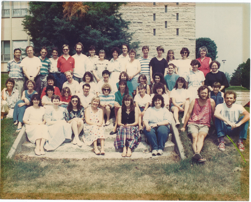 Photo of Master of Library and Information Science graduating class Summer 1989