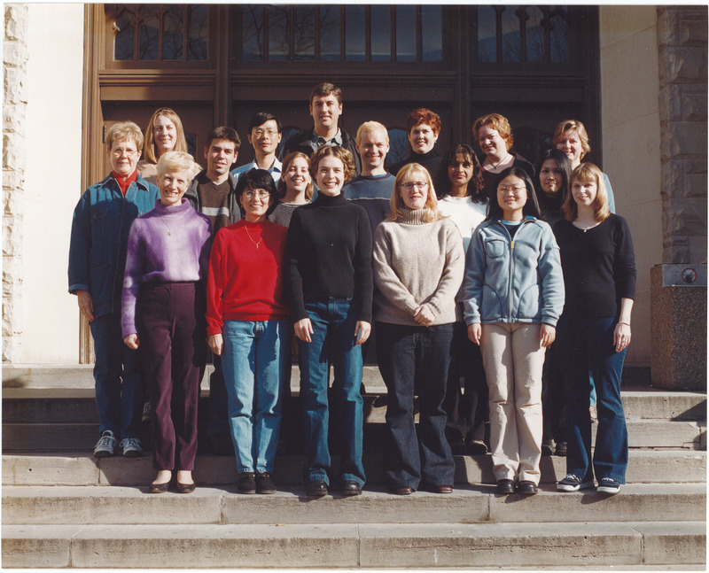 Photo of Master of Library and Information Science Graduating Class Fall 2001
